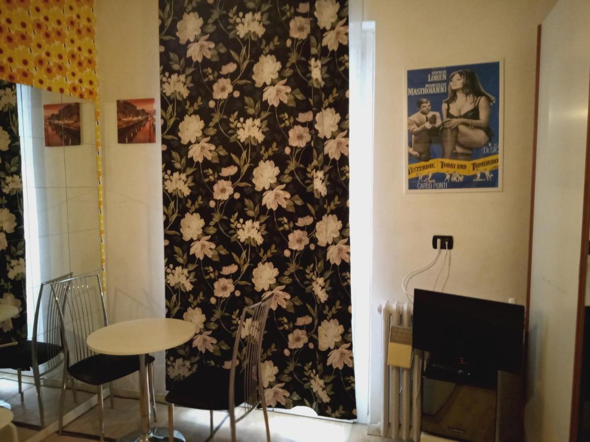 Floris Guest House Милан Экстерьер фото